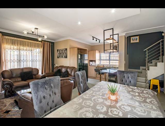 3 BEDROOM DUPLEX FOR SALE IN MONTANA